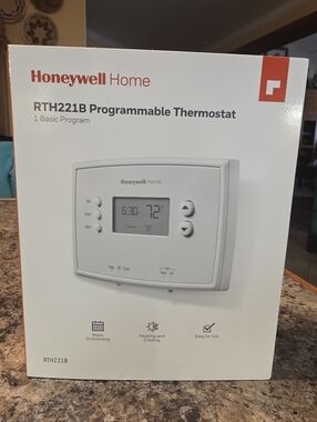 Honeywell Programmable Thermostat NIB